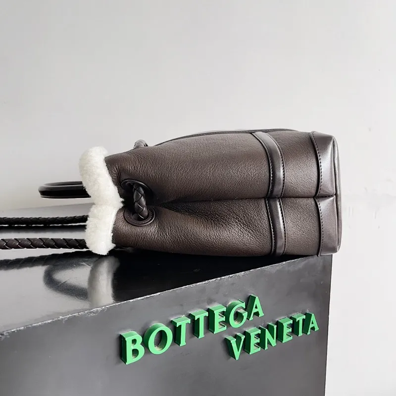All categories 💚 Authentic bags 💚 BV 2025 new BV handbags